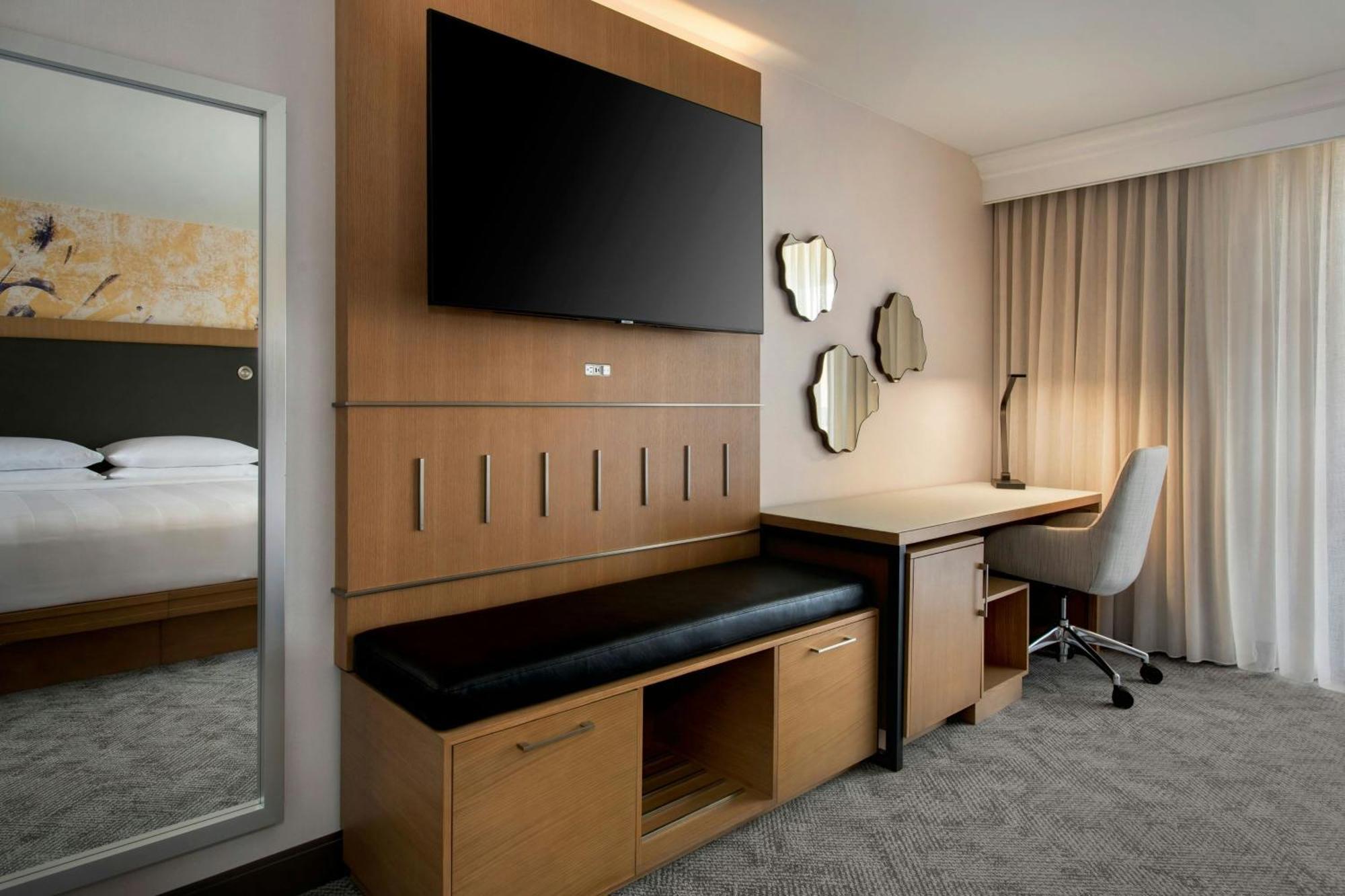 Hotel Westchester Marriott 4*