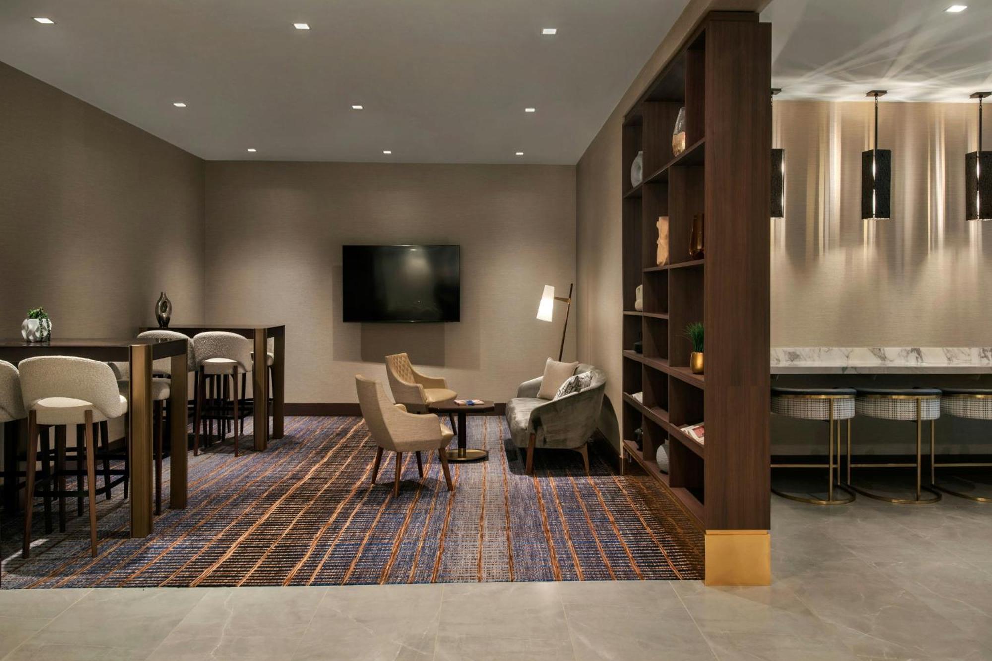 Hotel Westchester Marriott 4*